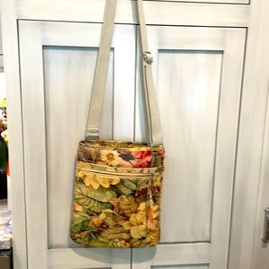 Floral shoulder bag lightly used